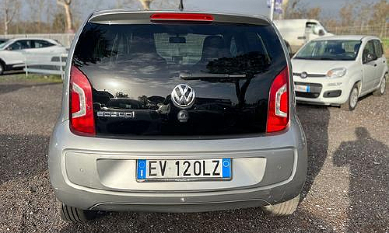 Volkswagen Up! 1.0 5...