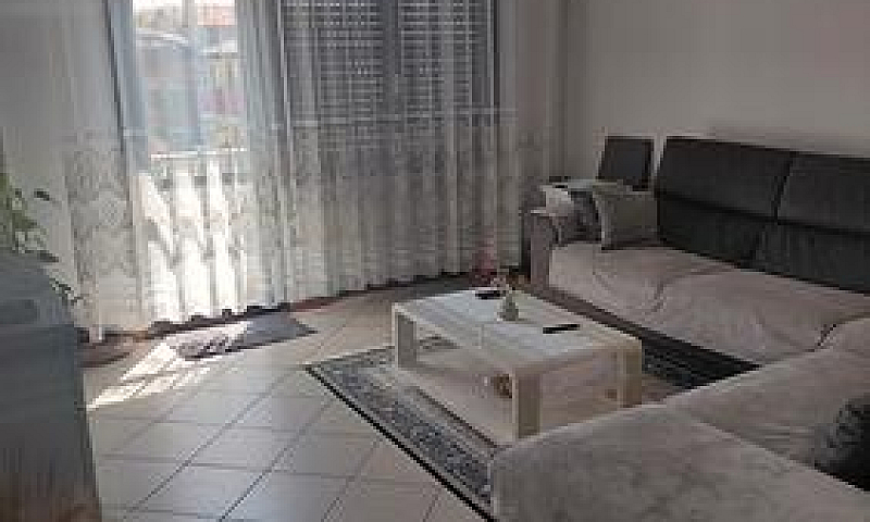 Privato Vende...