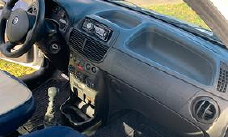 Vendesi Auto...
