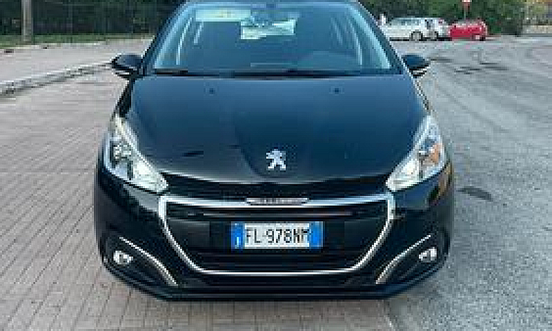 Peugeot 208 Puretech...