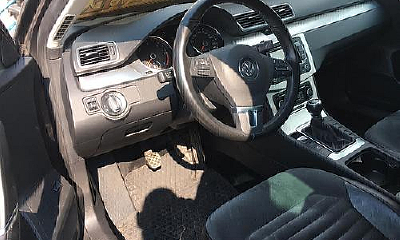 Volkswagen Passat 2....