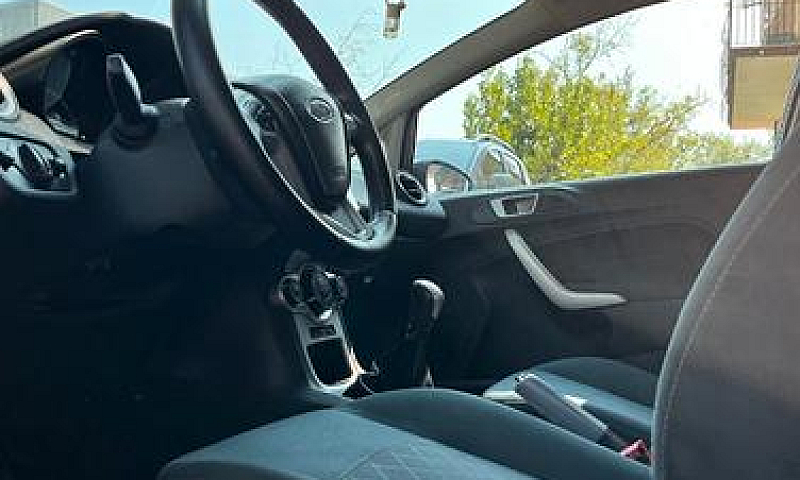 Ford Fiesta 1.4 Tdci...