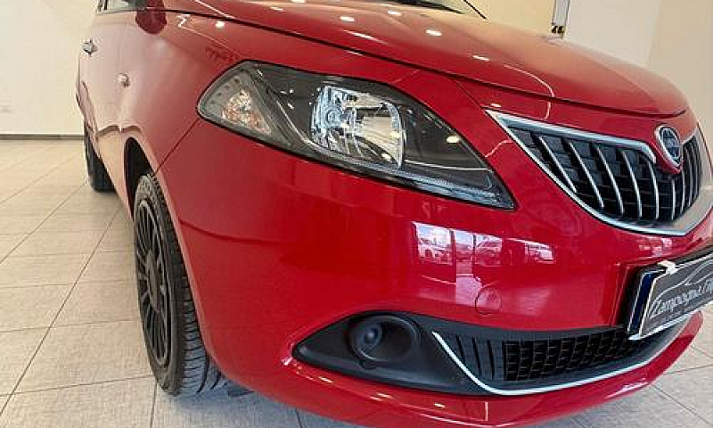 Lancia Ypsilon 1.0 H...
