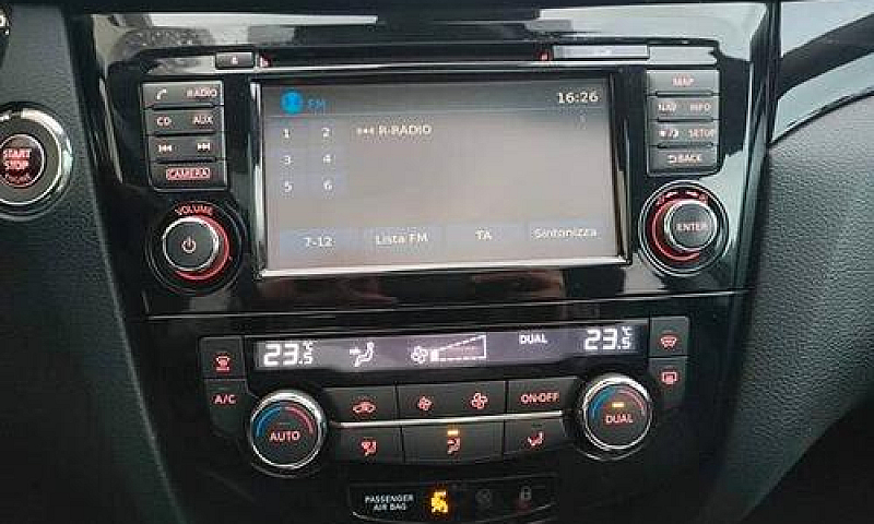 Nissan Qashqai 1.5 D...