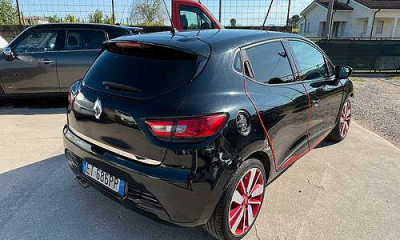 Renault Clio 1.5Tdci...