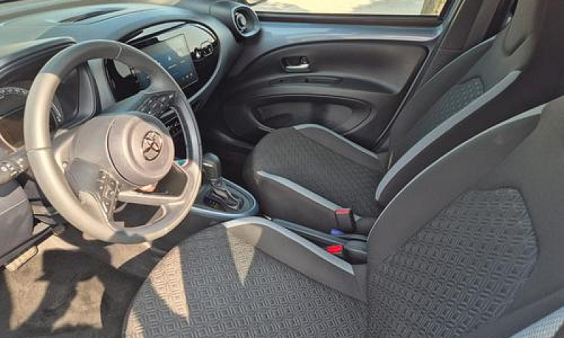 Toyota Aygo X 1.0 Vv...