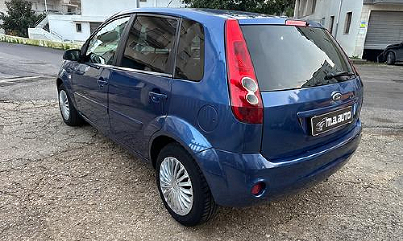Ford Fiesta 1.4 Tdci...