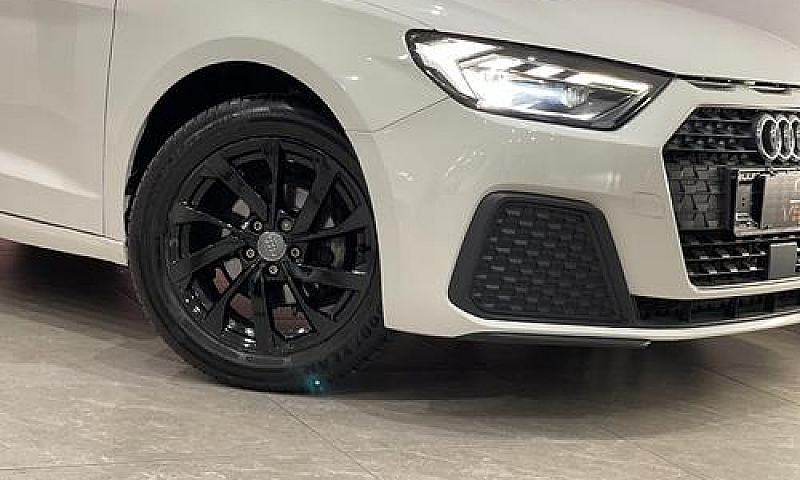 Audi A1 Spb 25 Tfsi...