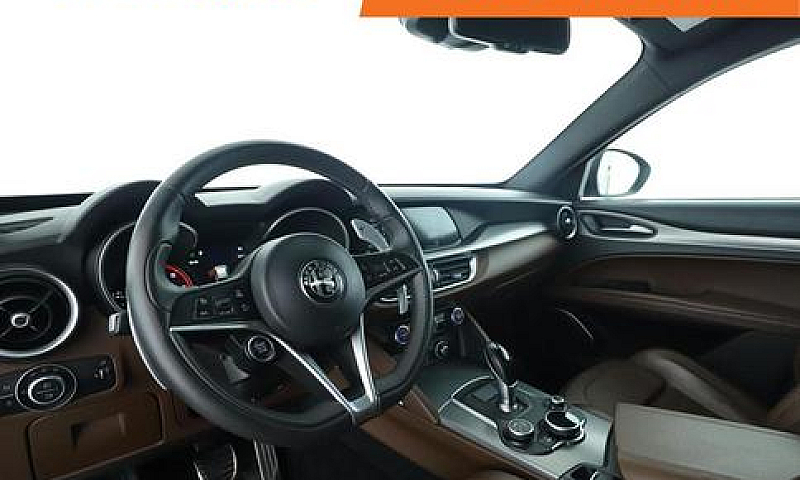 Alfa Romeo Stelvio C...