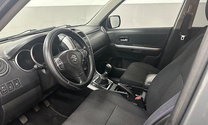 Suzuki Gran Vitara 1...