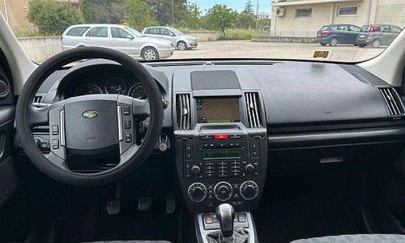 Land Rover Freelande...