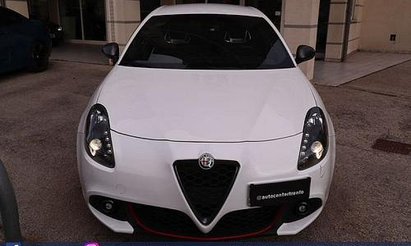Alfa Romeo Giulietta...