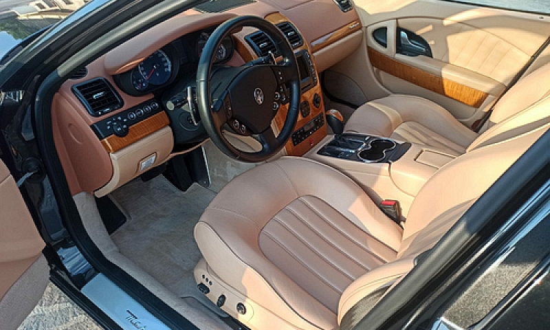 Maserati Quattoporte...