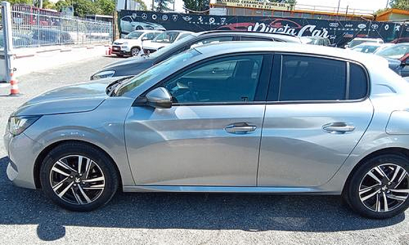 Peugeot 208 Puretech...