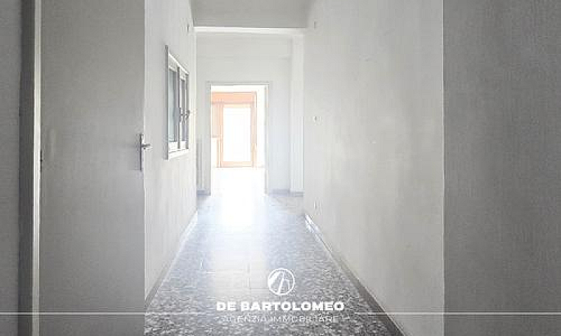 Appartamento Via Obe...