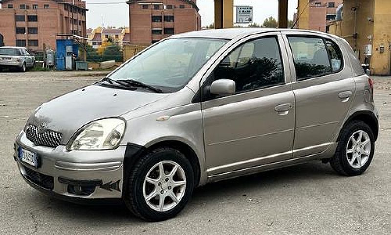 Toyota Yaris 1.0I 16...