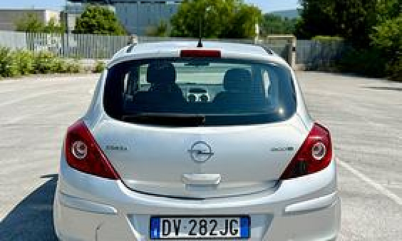 Opel Corsa Diesel 1....
