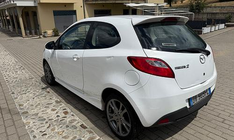 Mazda2 1.3 16V 86Cv ...