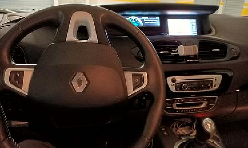 Renault Grand Scénic...
