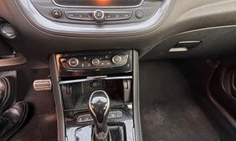 Opel Grandland...