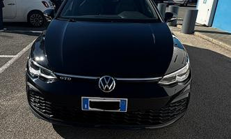 Golf Gtd Serie 8- 04...