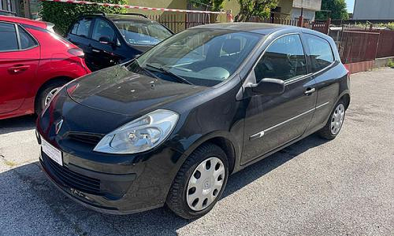 Renault Clio 1.2 16V...