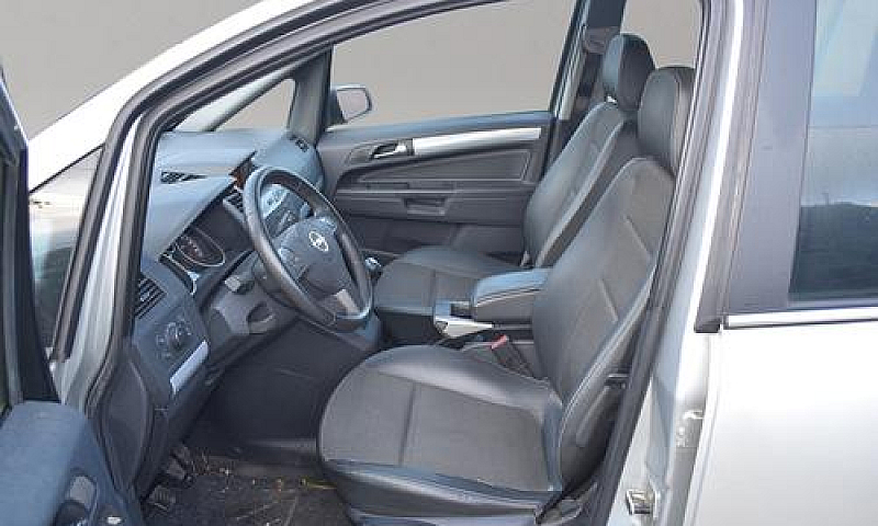 Opel Zafira 1.9 Cdti...