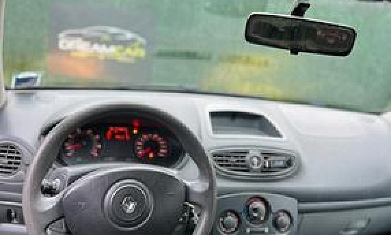 Renault Clio 2006 1....