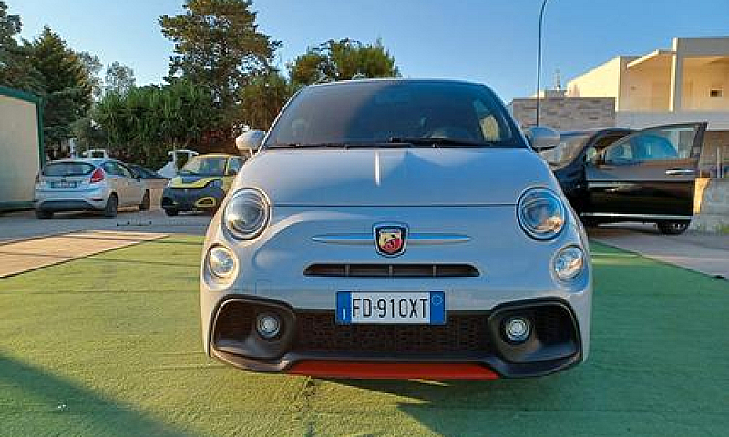 Abarth 595 1.4 Turbo...