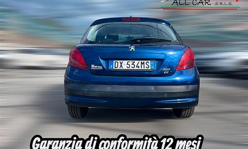 Peugeot 207 1.4 8V 7...