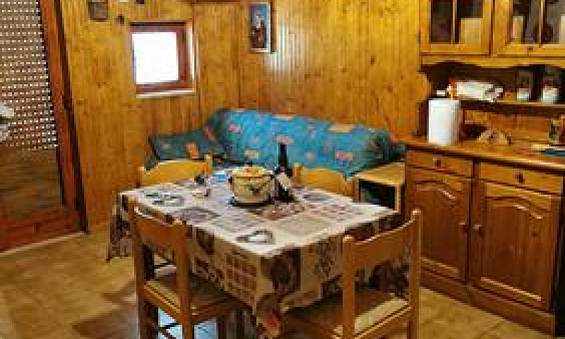 Taverna, Villaggio C...