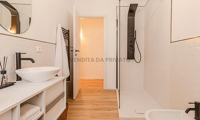 Vibes Apartment: Lum...