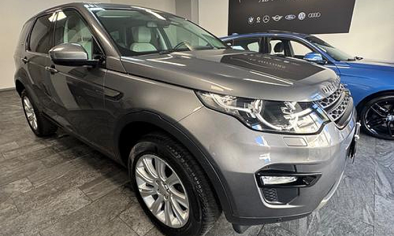 Land Rover Discovery...