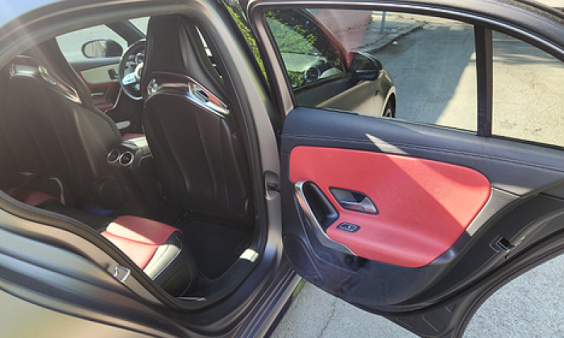 Elegante Sportiva St...