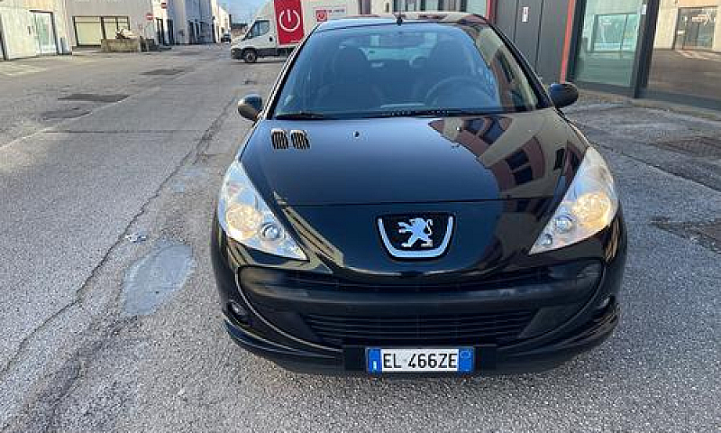Peugeot 206 Plus 1.1...