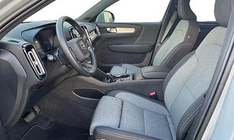 Volvo Xc40 B3 163+14...