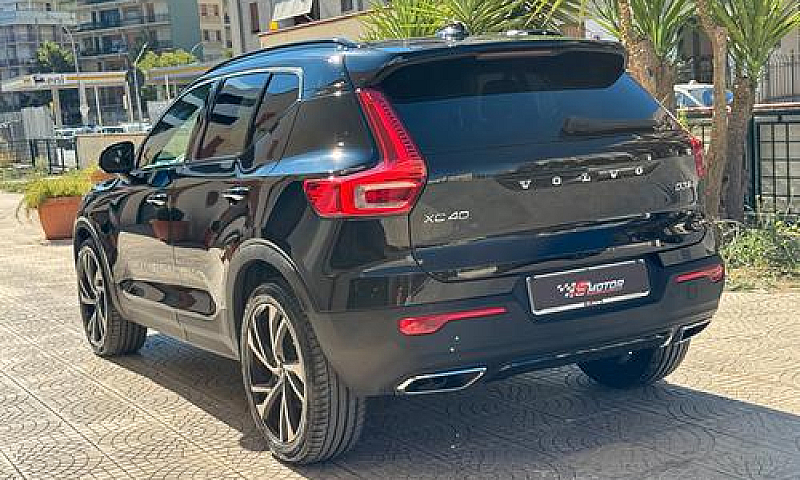 Volvo Xc40 2.0 D3 R-...