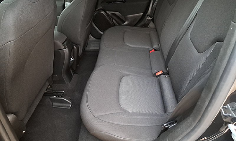 Jeep Renegade 1.6 M-...