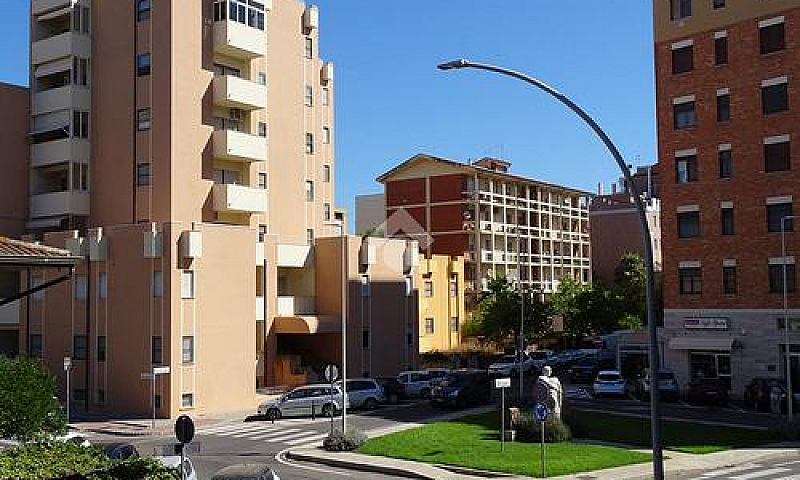 4 Locali A Oristano...