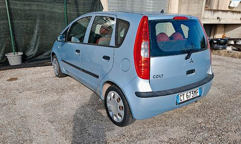 Mitsubishi Colt ...