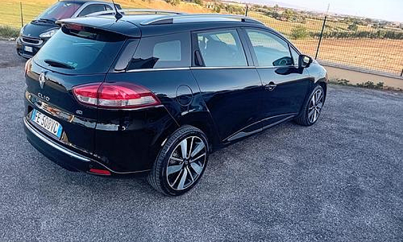 Renault Clio Sporter...