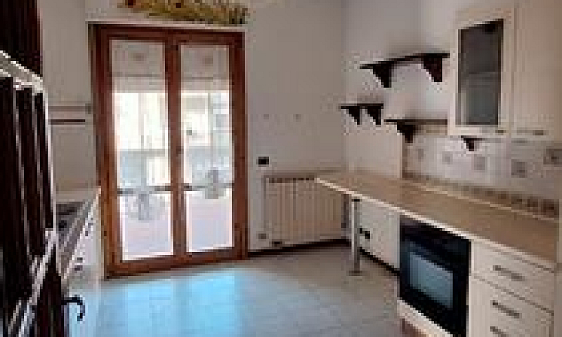 Appartamento Di 80 M...