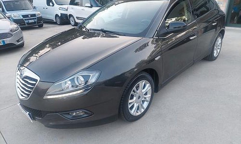Lancia Delta 1.6 Mjt...