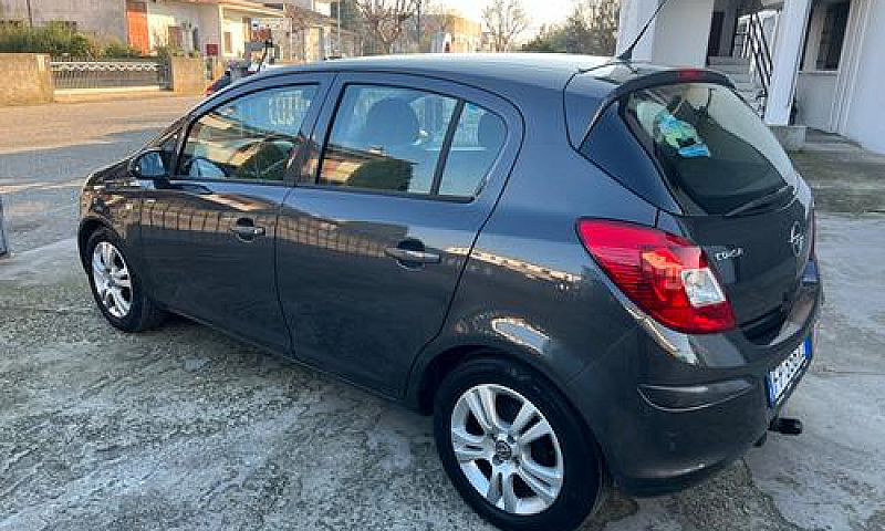 Opel Corsa 1.3 Cdti ...
