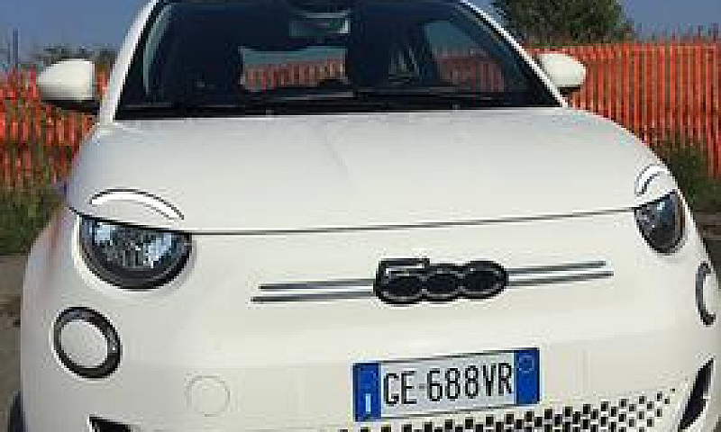 Fiat 500E...