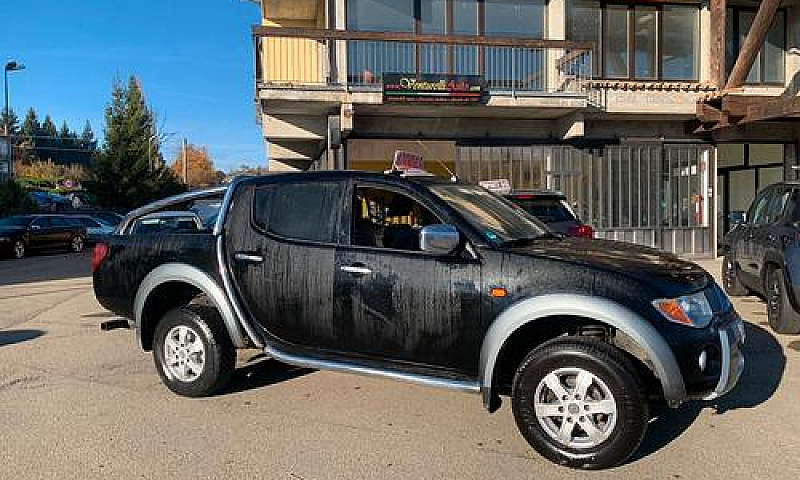 Mitsubishi L200 Dopp...