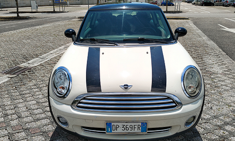 Mini Cooper...