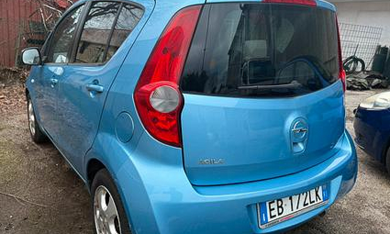 Opel Agila...