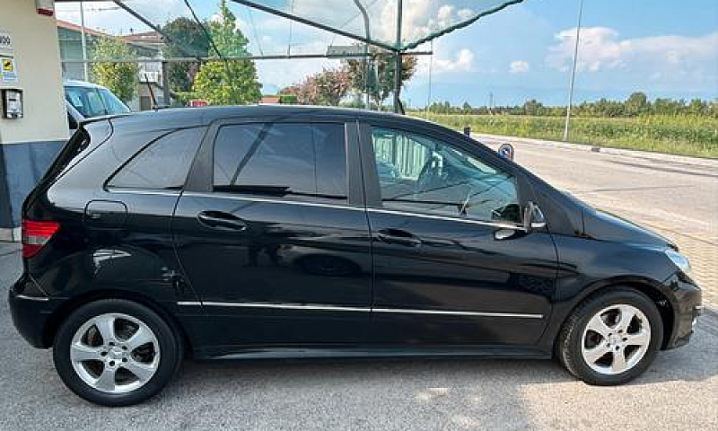 Mercedes B200 Cdi 14...