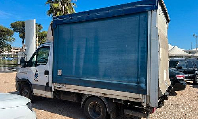Iveco Daily 35C13 3....